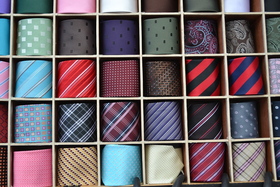 krawat do męskiej koszuli
